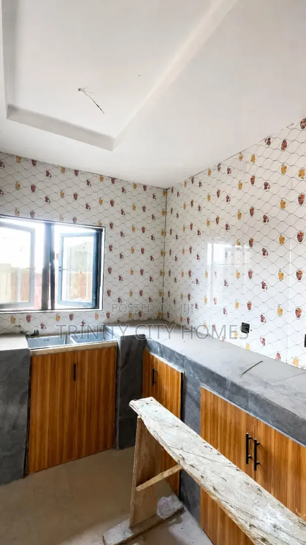 2bdrm Apartment in Nasfat,  Ibadan for rent in Ife