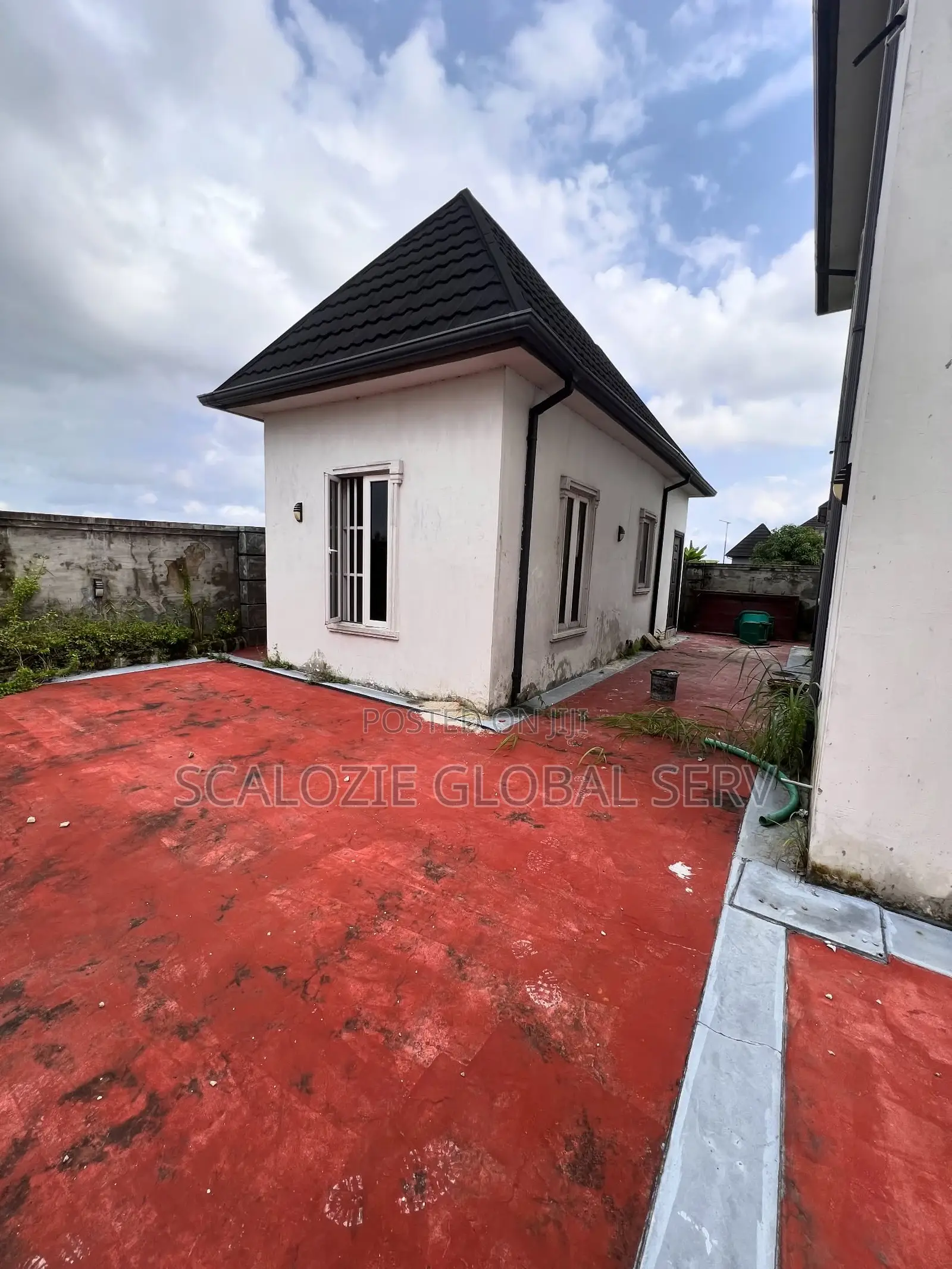 4bdrm Duplex in Golf Estate Peter for sale in Port-Harcourt