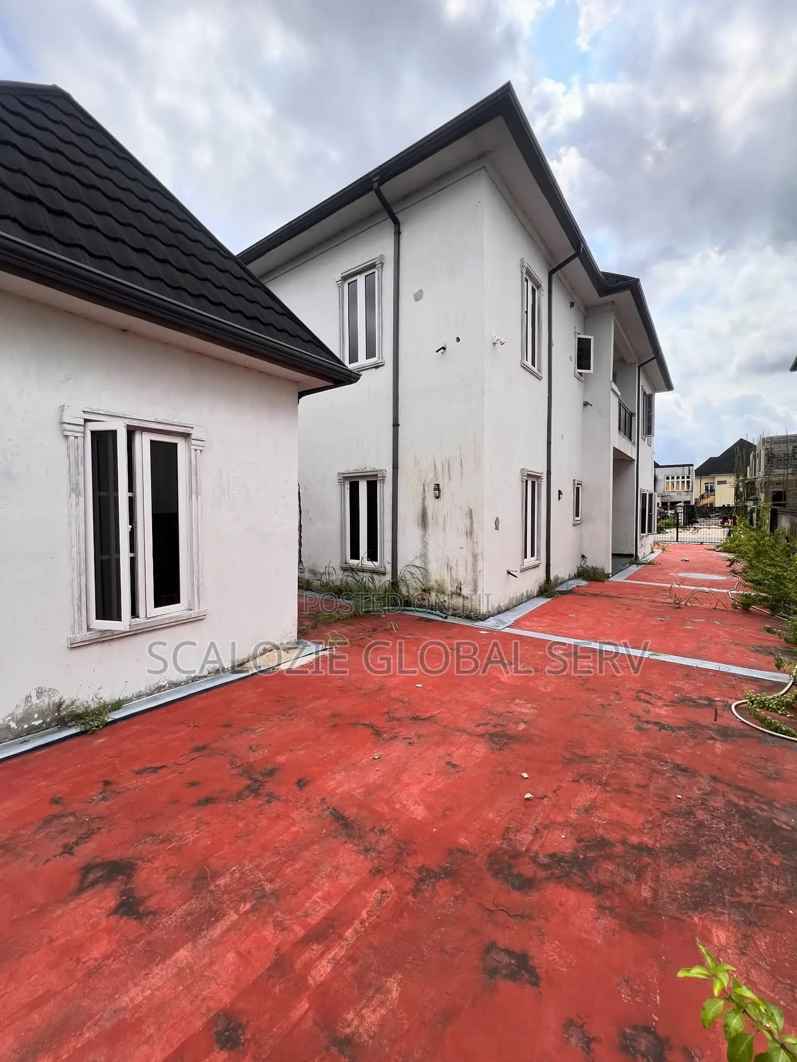 4bdrm Duplex in Golf Estate Peter for sale in Port-Harcourt