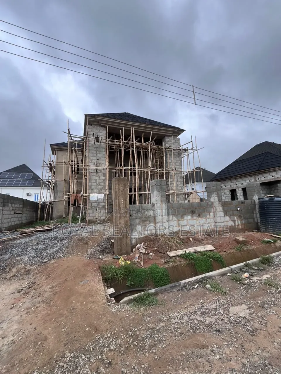 5bdrm Duplex in Galadimawa for sale in Galadimawa