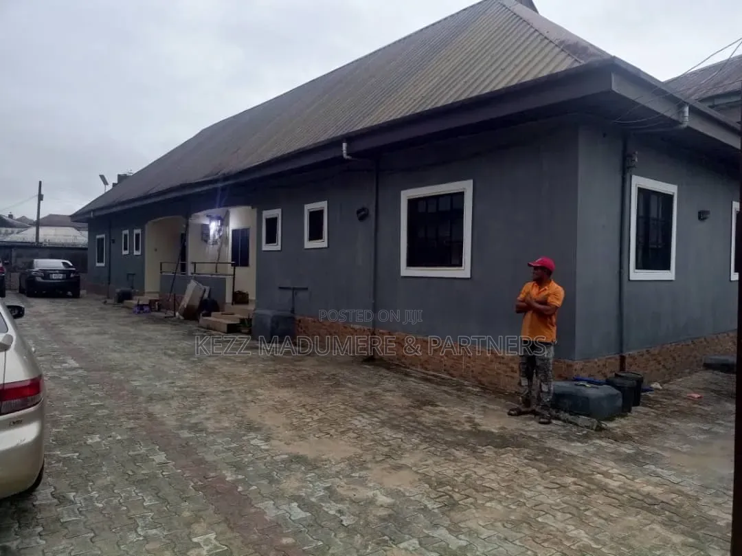 6bdrm Block of Flats in Miniorlu Ada George, New Layout for sale in New Layout