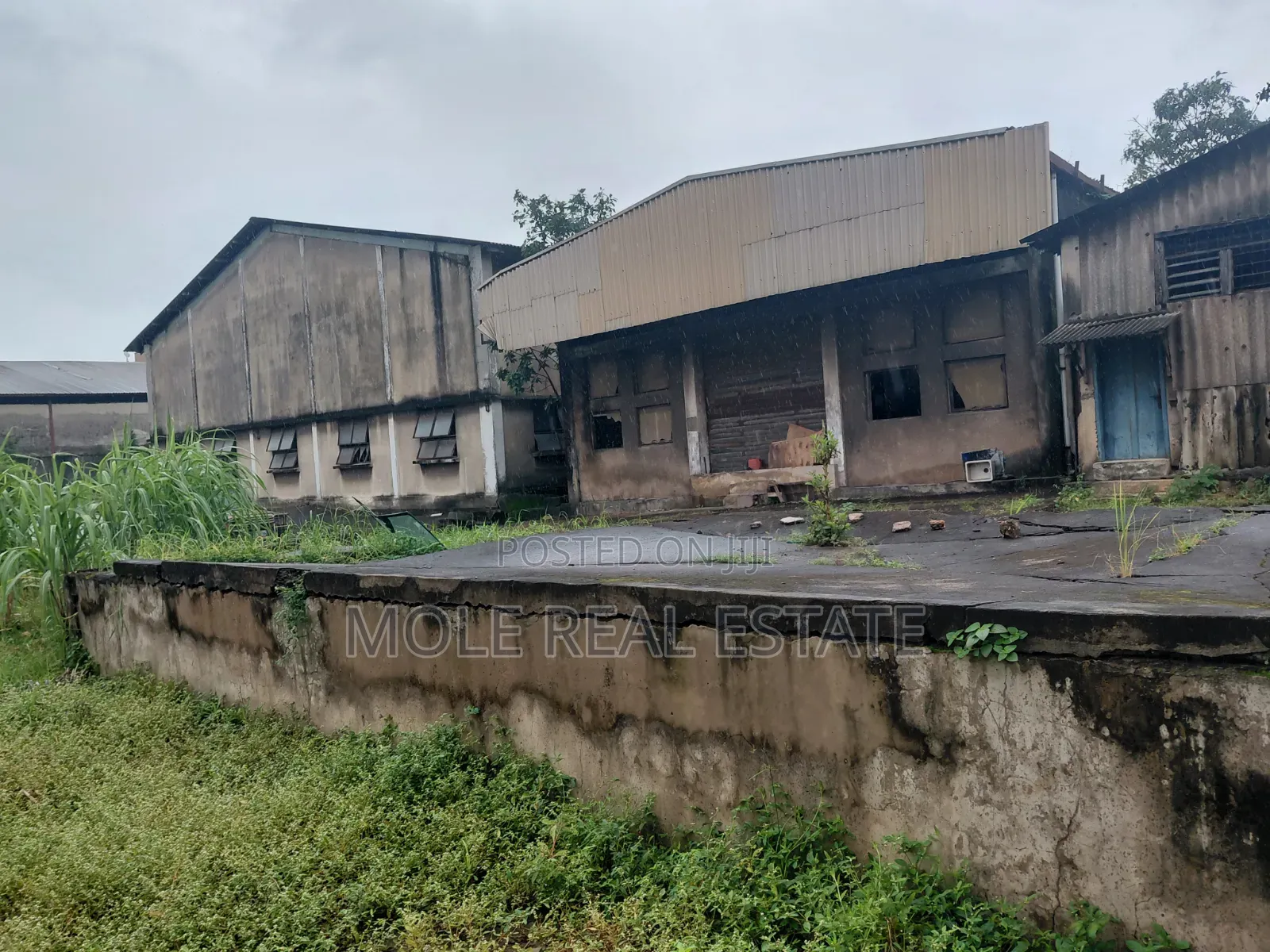 3 Acers (18 Plots) Fenced and Gated Off Eric More Surulere Lagos in Eric Moore