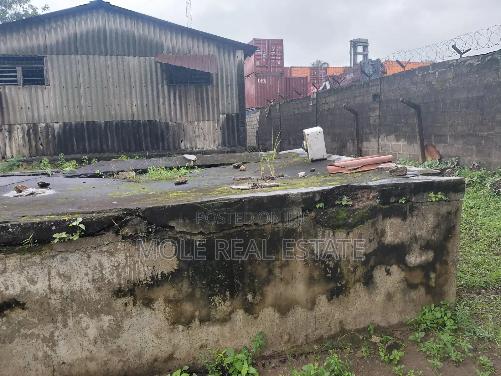 3 Acers (18 Plots) Fenced and Gated Off Eric More Surulere Lagos in Eric Moore
