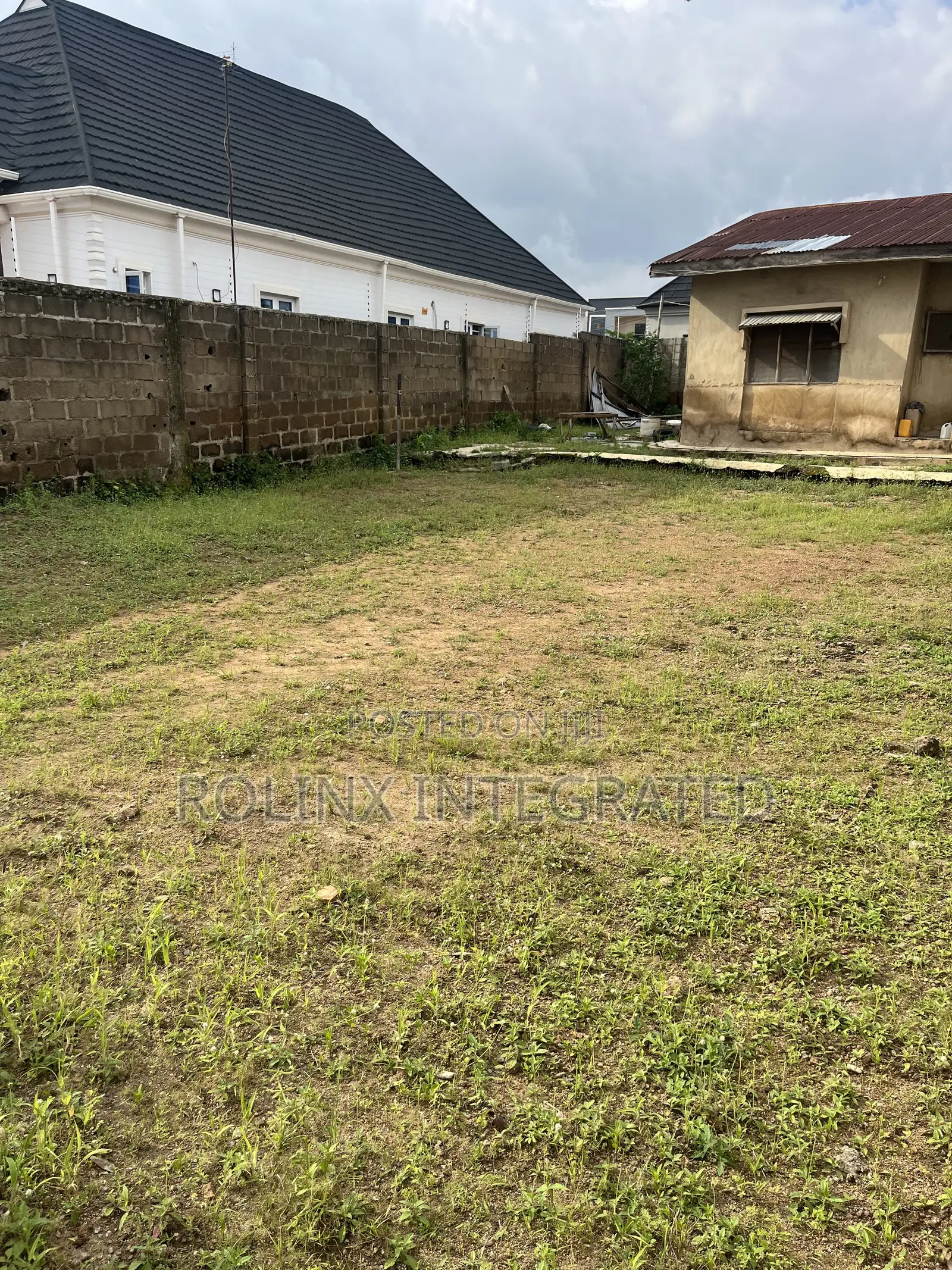5bdrm Bungalow in Agara Estate, Akala Express for sale in Akala Express