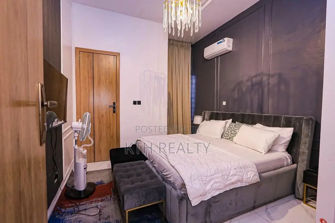 Furnished 3bdrm Duplex in Dpk District Estate, Lekki Phase 2 for sale in Lekki Phase 2