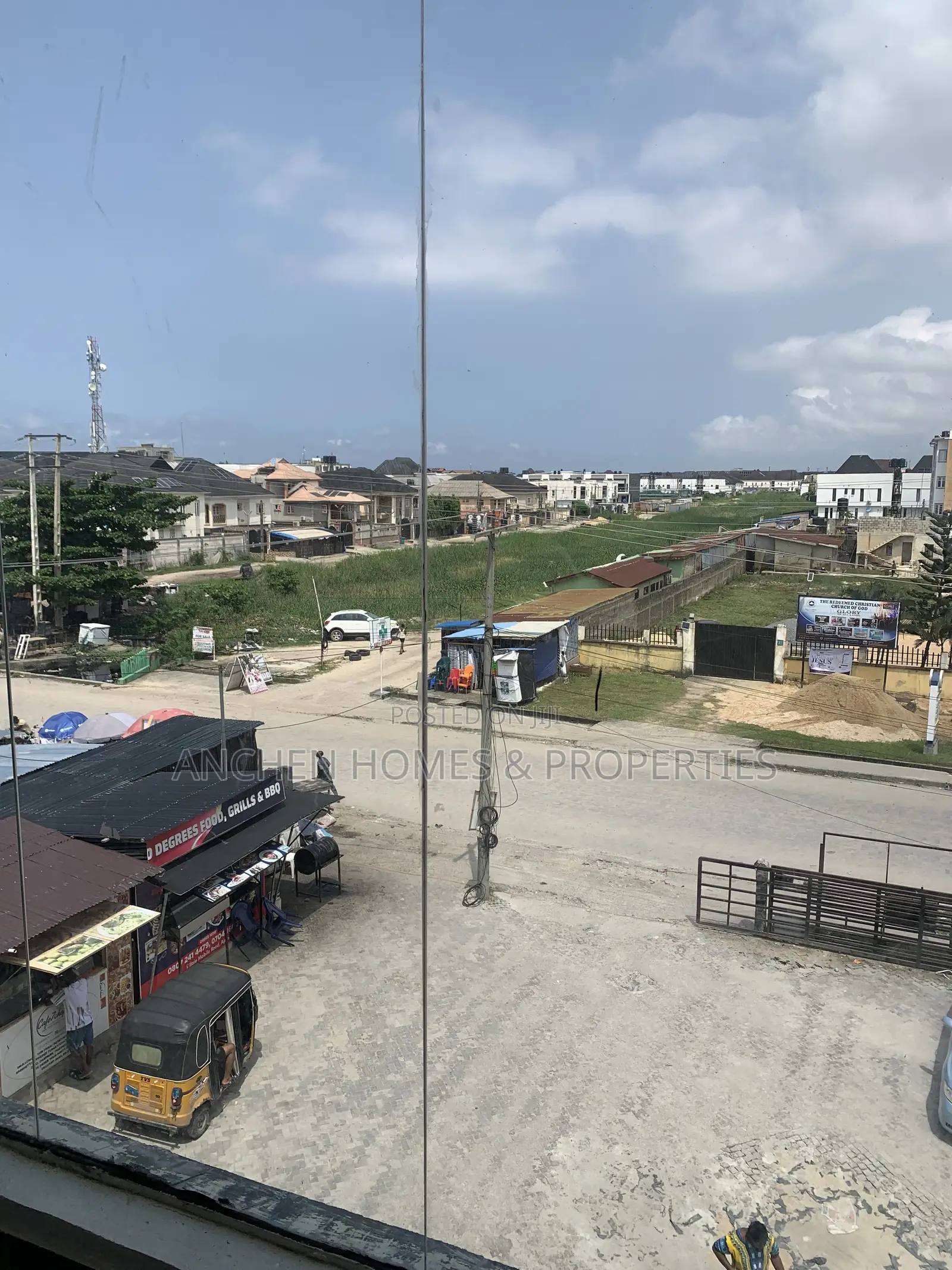 Open Space to Let in Ilaje Mobil Road(b4 Ajah Under Ridge) in Lekki