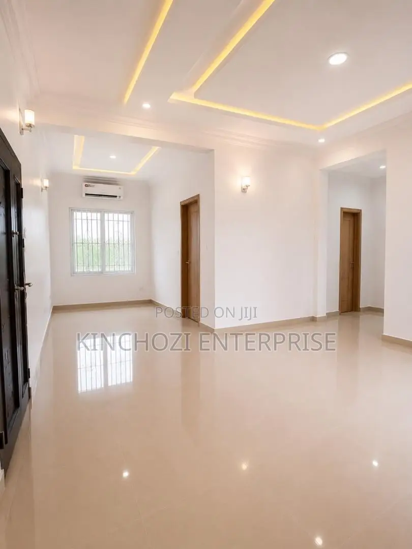 2bdrm Apartment in Lekki Enclave, Ikate for rent in Ikate