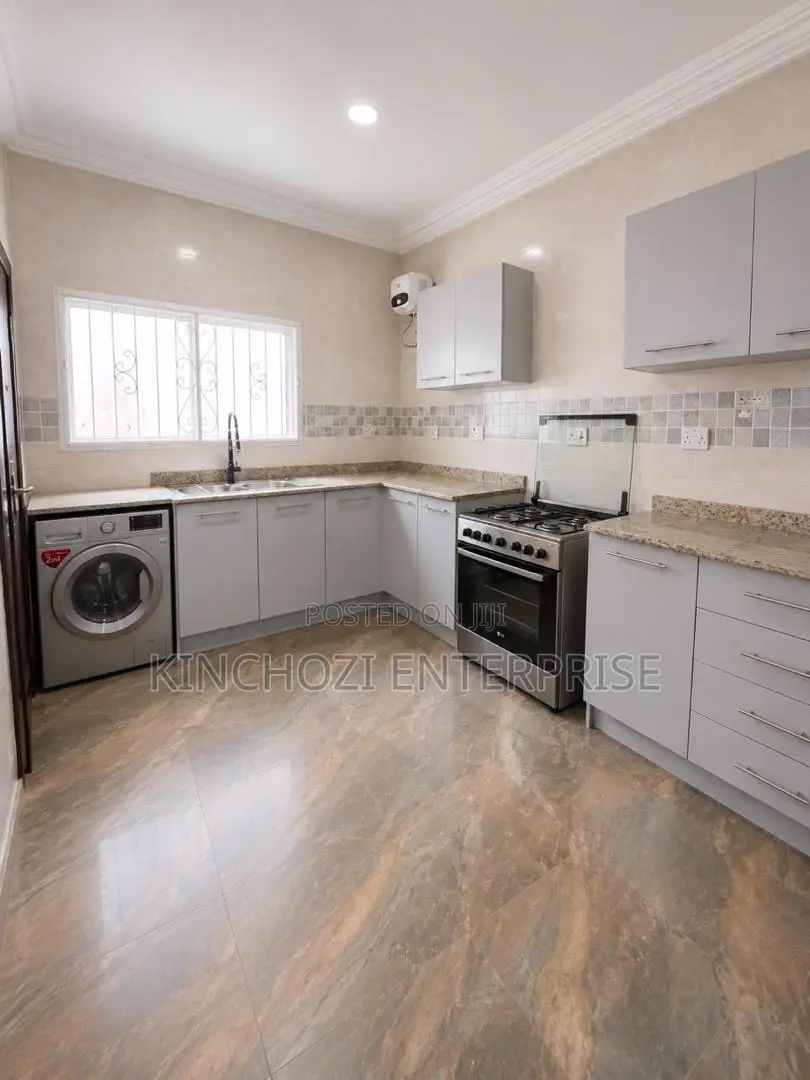2bdrm Apartment in Lekki Enclave, Ikate for rent in Ikate