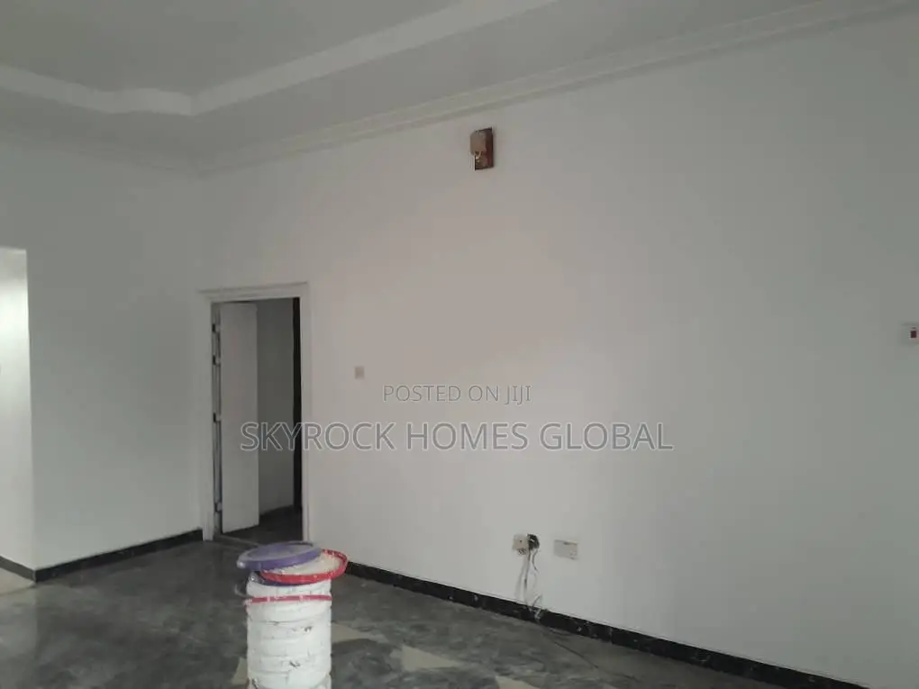 3bdrm Block of Flats in Ikota for rent in Ikota