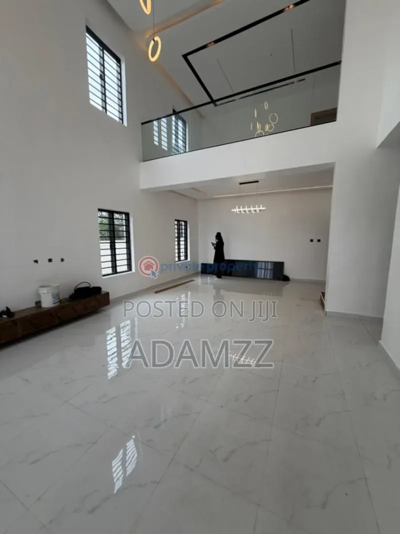 4bdrm Duplex in Centenary City, Enugu for sale in Enugu
