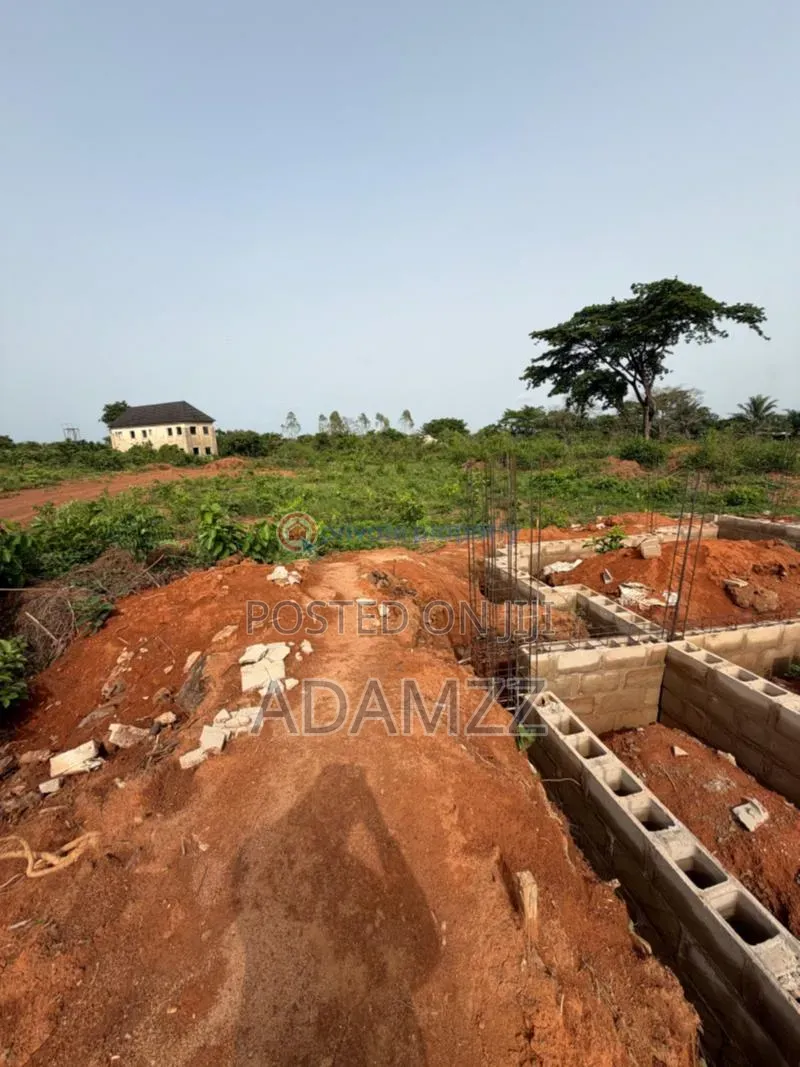 555sqm in Emeka Abalu in Enugu