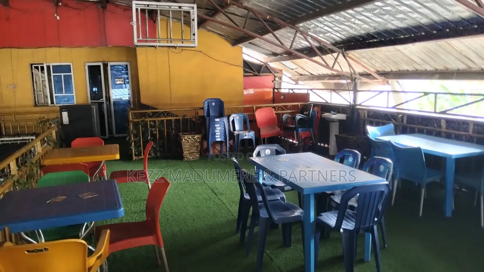 For Sale: Functional Bar With Staff, Dj, Vip Rooms Gallary Rukpokwu. in Rukpokwu