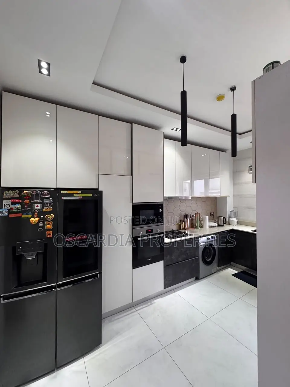 Furnished 4bdrm Maisonette in Parkview for sale in Parkview Estate