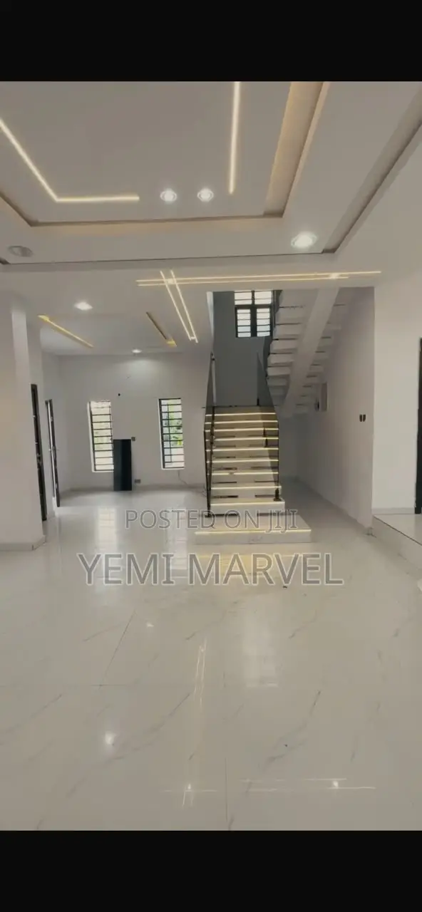 4bdrm Duplex in Mayfield Garden, for sale in Akobo