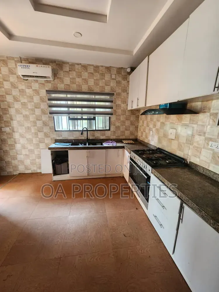 Furnished 3bdrm Duplex in S&T Jericho Gra for rent in Ibadan