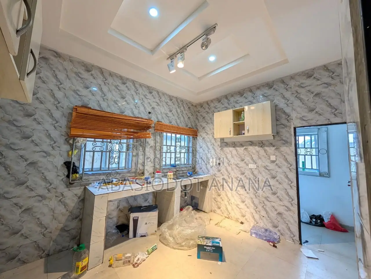 3bdrm Bungalow in Shelter Afrique, Uyo for rent in Uyo
