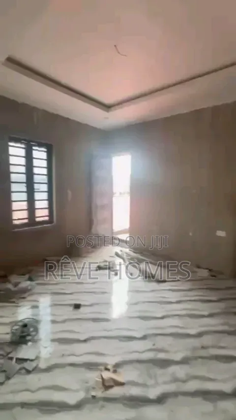 Mini Flat in Fola Agoro for rent in Fola Agoro
