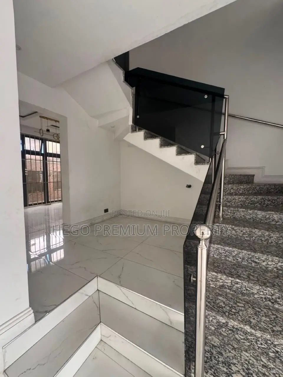 4bdrm Duplex in Mercy Land Extension, East West Road for sale in East West Road
