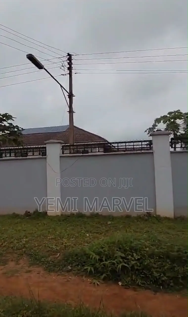 674sqm of Commercial Land With C of O at Osuntokun Avenue, Old Bodija in Bodija