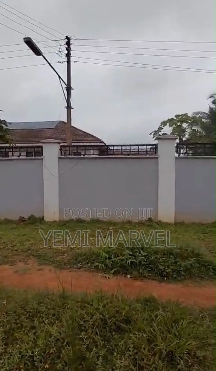 674sqm of Commercial Land With C of O at Osuntokun Avenue, Old Bodija in Bodija
