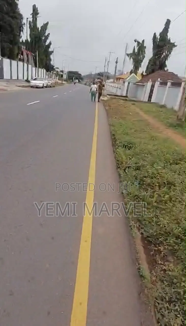674sqm of Commercial Land With C of O at Osuntokun Avenue, Old Bodija in Bodija