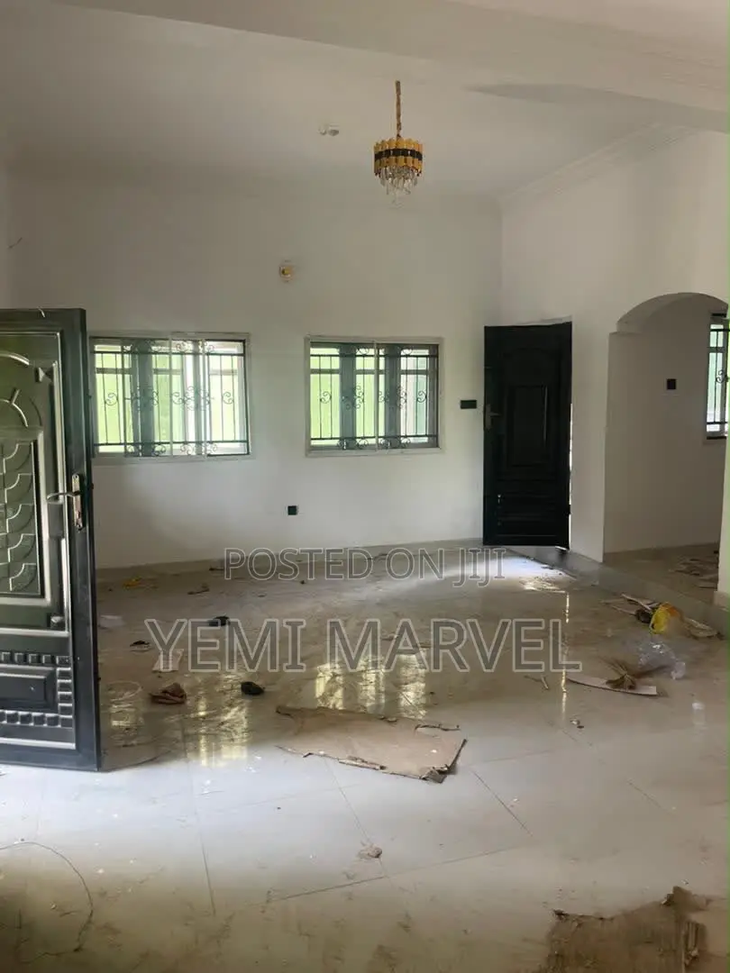 2bdrm Block of Flats in At Back Of Pj for rent in Akala Express