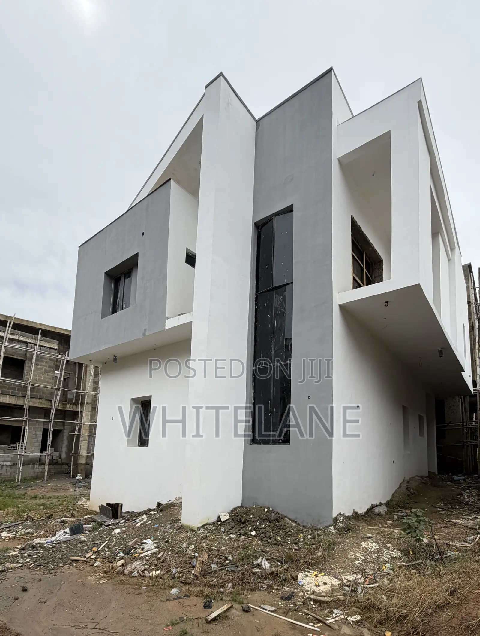 5bdrm Duplex in Guzape District for sale in Guzape District