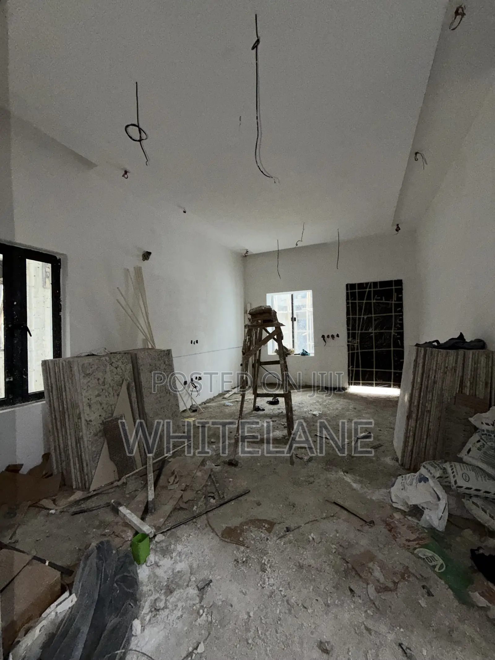 5bdrm Duplex in Guzape District for sale in Guzape District