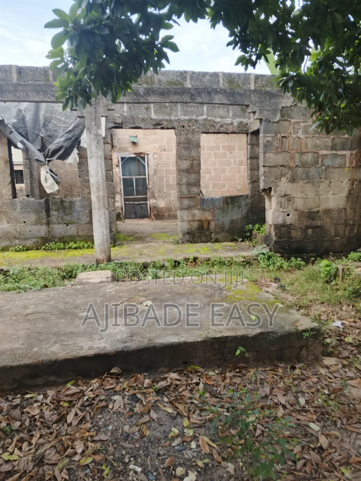 3bdrm Bungalow in Ayobo for sale in Ayobo