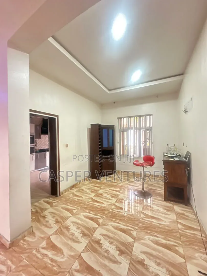 5bdrm Duplex in Royal Garden, Ado / Ajah for sale in Ado / Ajah