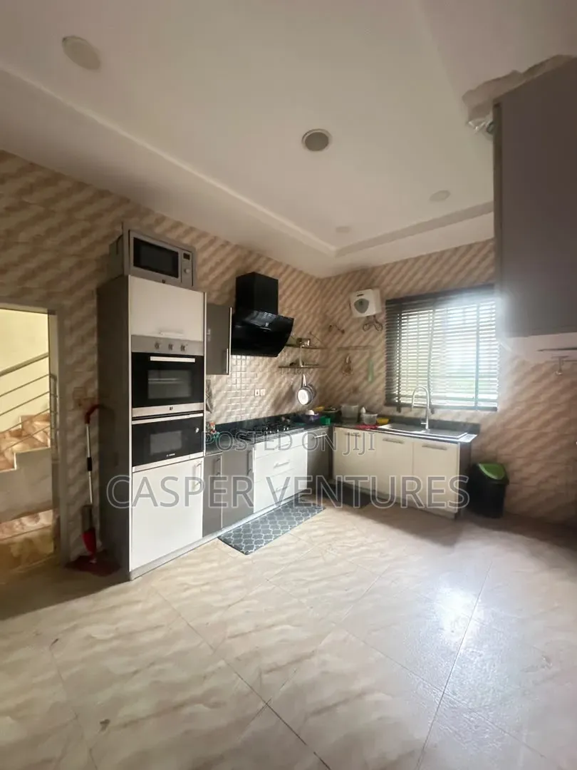 5bdrm Duplex in Royal Garden, Ado / Ajah for sale in Ado / Ajah