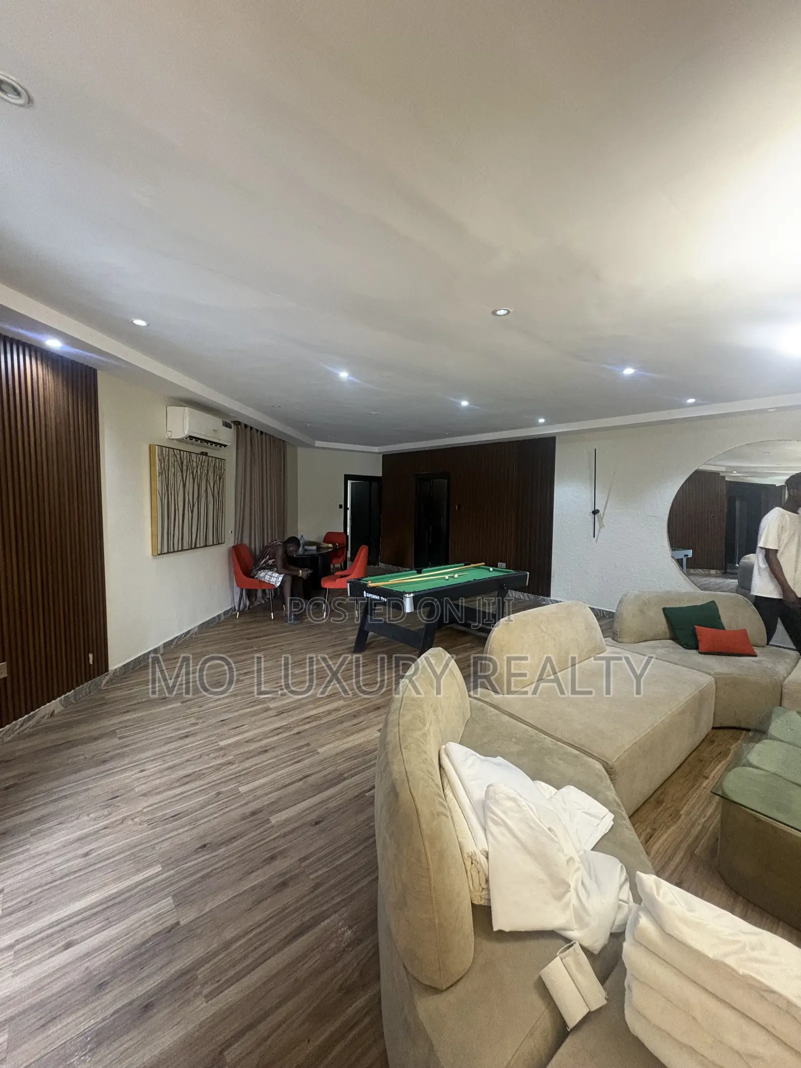 3 Bedroom Apt Shortlet in Lekki Phase 1