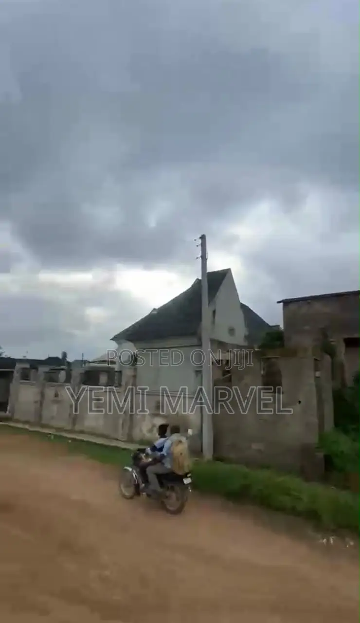 Fenced 6 Standard Plots of Land at Asunle Second Gate, Tipper Garage in Akala Express