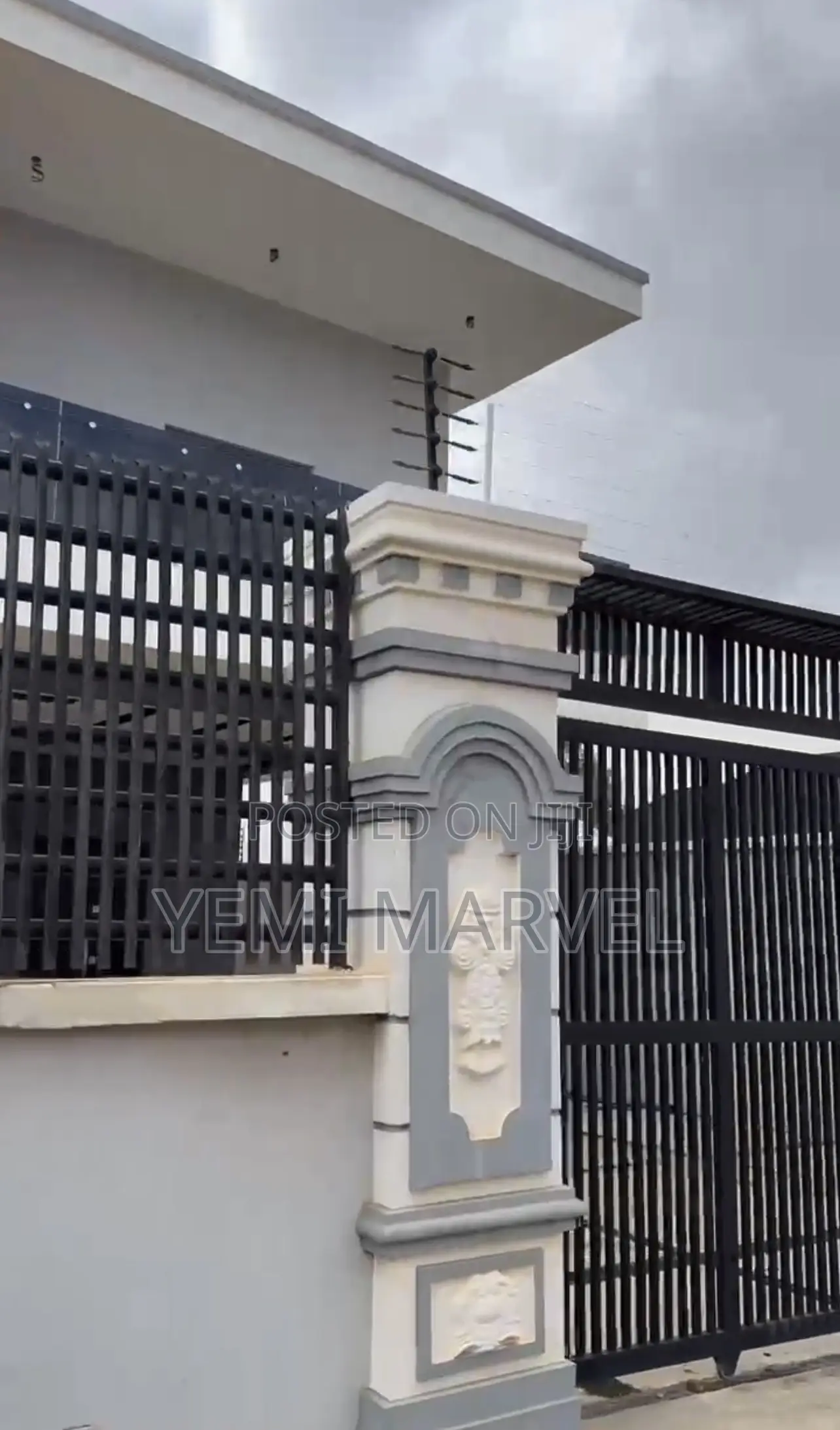 5bdrm Duplex in Ajila Road 5, Elebu, for sale in Akala Express