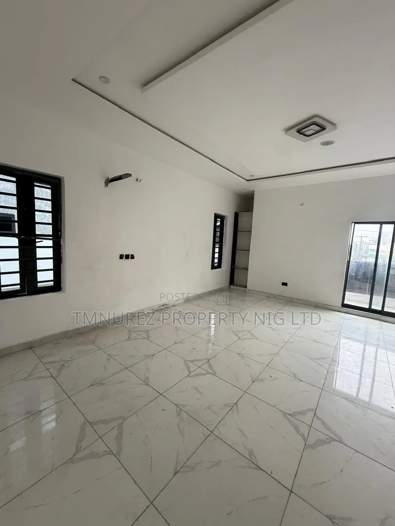 1bdrm Shared Apartment in Ologolo, Lekki for rent in Lekki