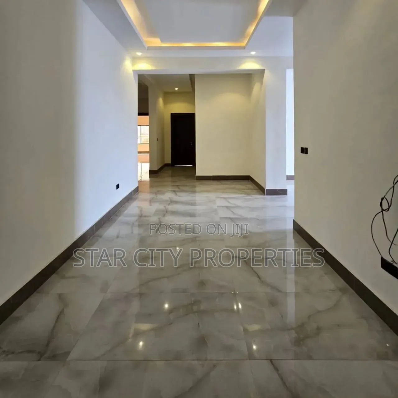 5bdrm Penthouse in Old Ikoyi Lagos, Banana Island for sale in Banana Island