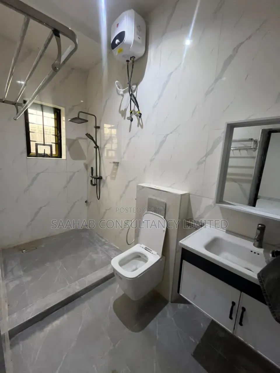 4bdrm Bungalow in Cees Estate, Galadimawa for sale in Galadimawa