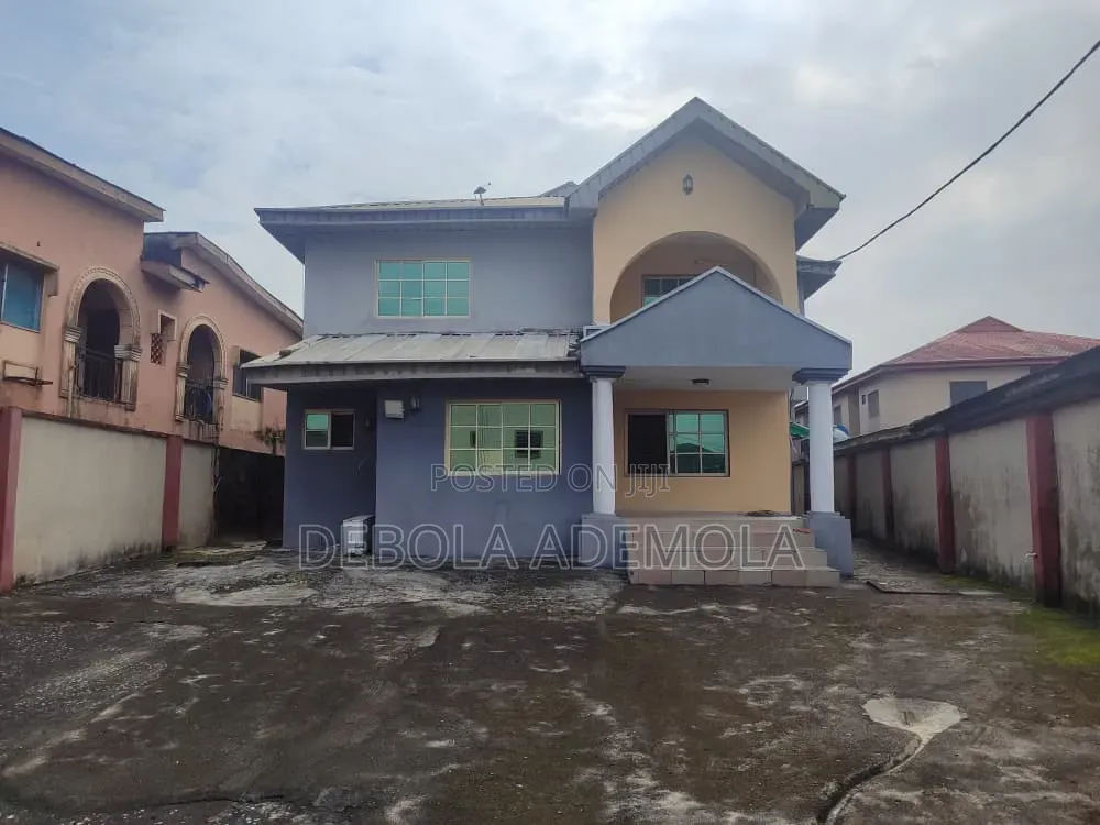 5bdrm House in Asanjo, Sangotedo for sale in Sangotedo