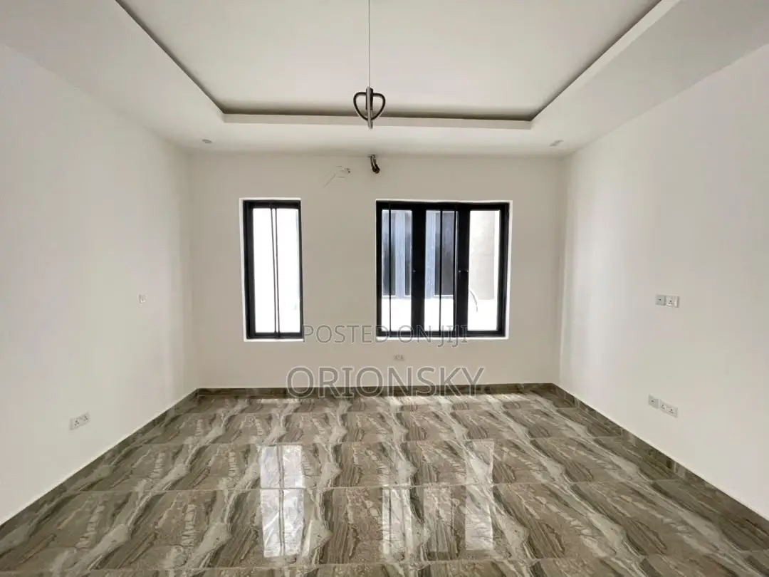 4bdrm Duplex in Ogudu GRA for sale in Ogudu GRA