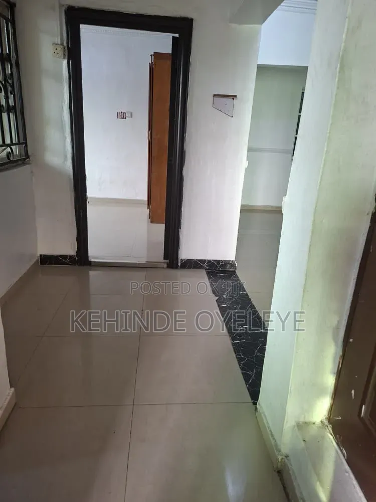 2bdrm Block of Flats in Jakande for rent in Jakande
