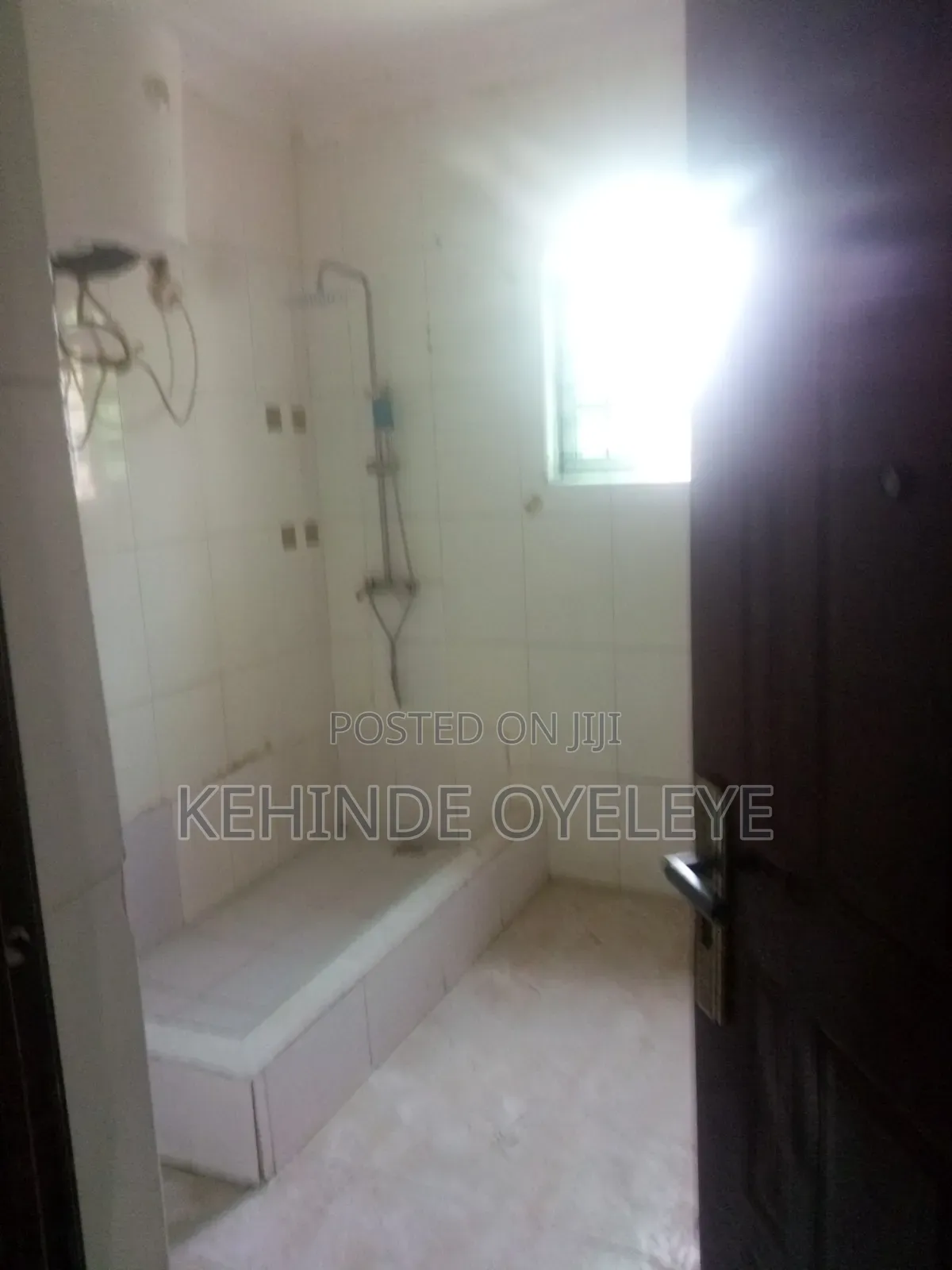 2bdrm Block of Flats in Jakande for rent in Jakande