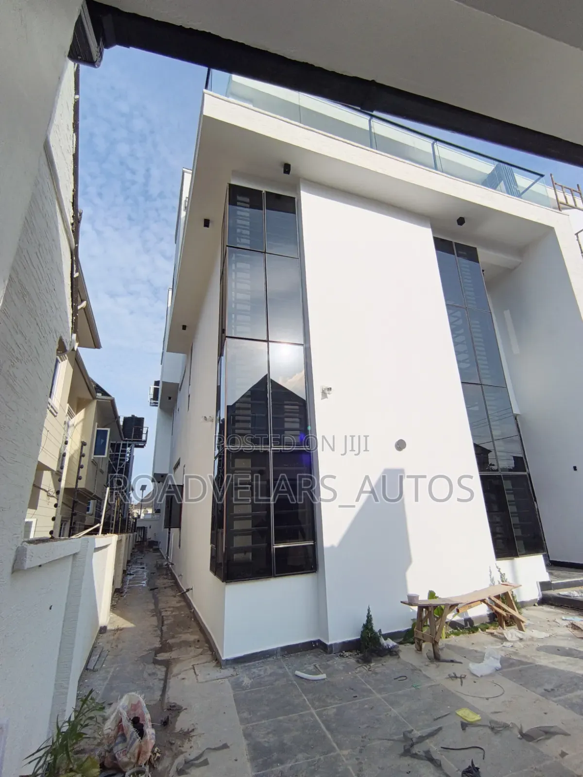 Furnished 6bdrm Duplex in Apo District for sale in Apo District