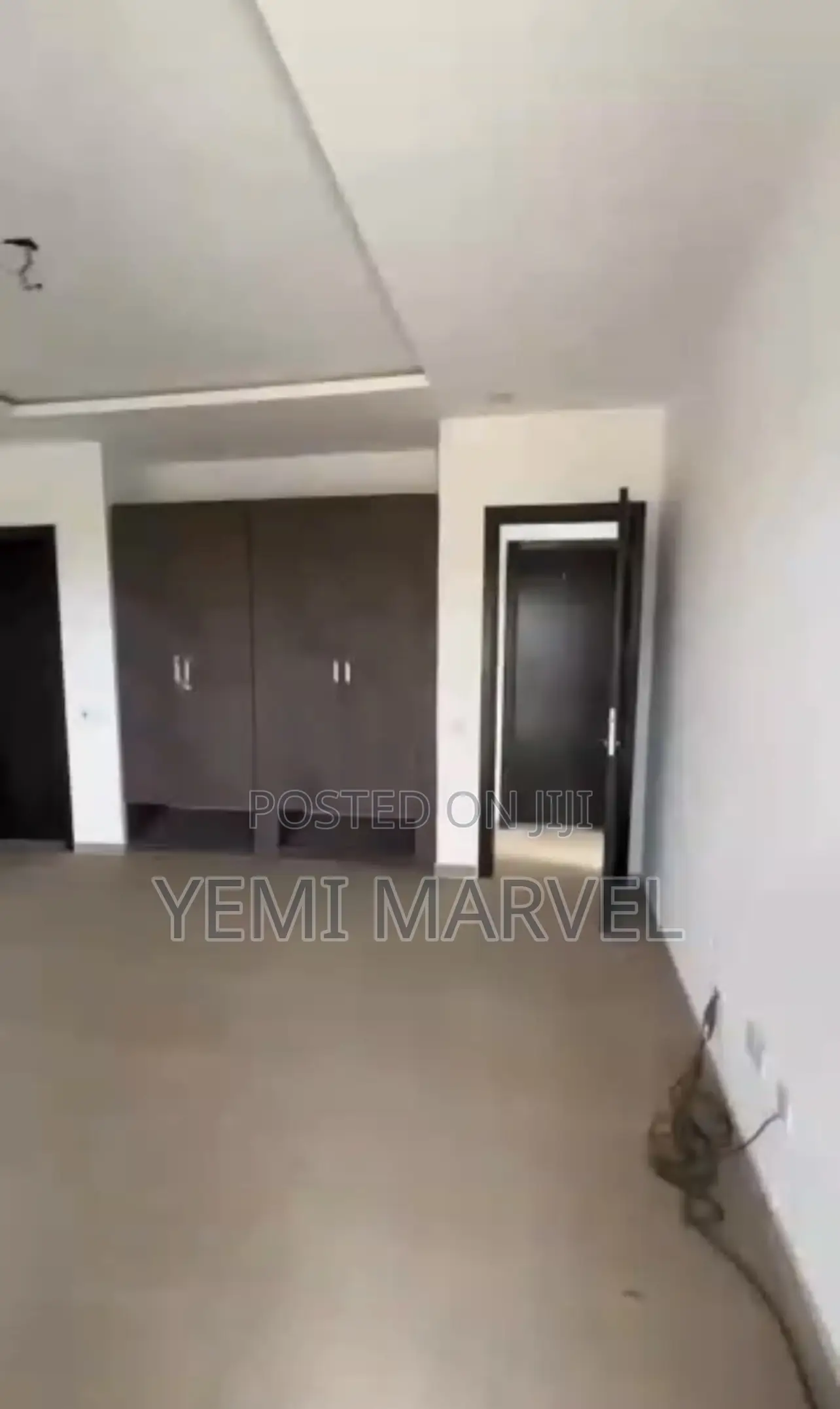 3bdrm Duplex in Moor Plantation Gra, for sale in Oluyole Estate