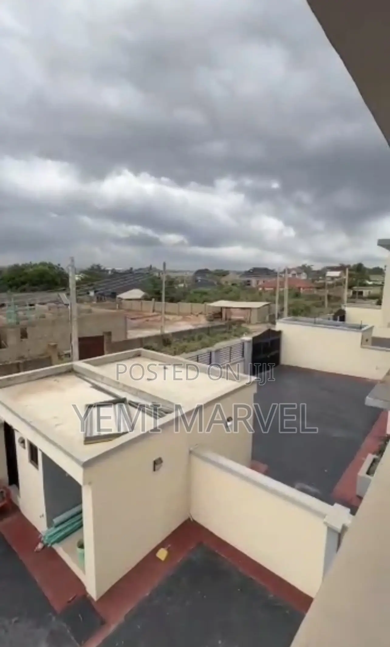 3bdrm Duplex in Moor Plantation Gra, for sale in Oluyole Estate