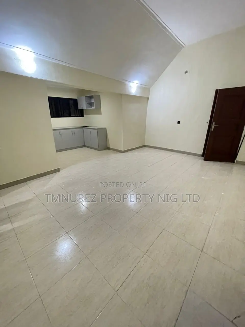 Studio Apartment in Ikota Villa for rent in Ikota