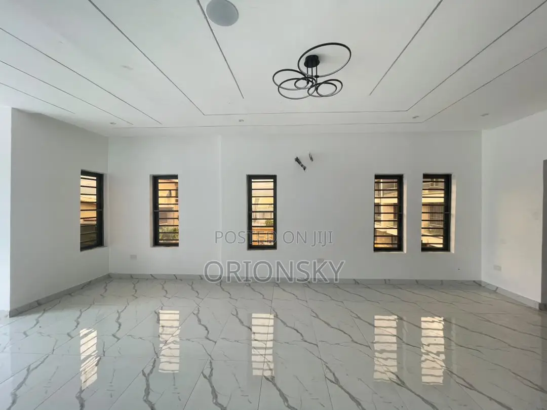 4bdrm Duplex in Ogudu GRA for sale in Ogudu GRA