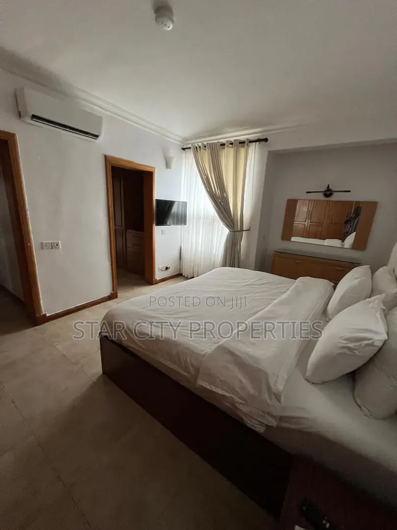 3bdrm Apartment in Club Road Ikoyi for rent in Old Ikoyi