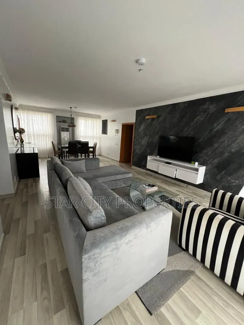3bdrm Apartment in Club Road Ikoyi for rent in Old Ikoyi