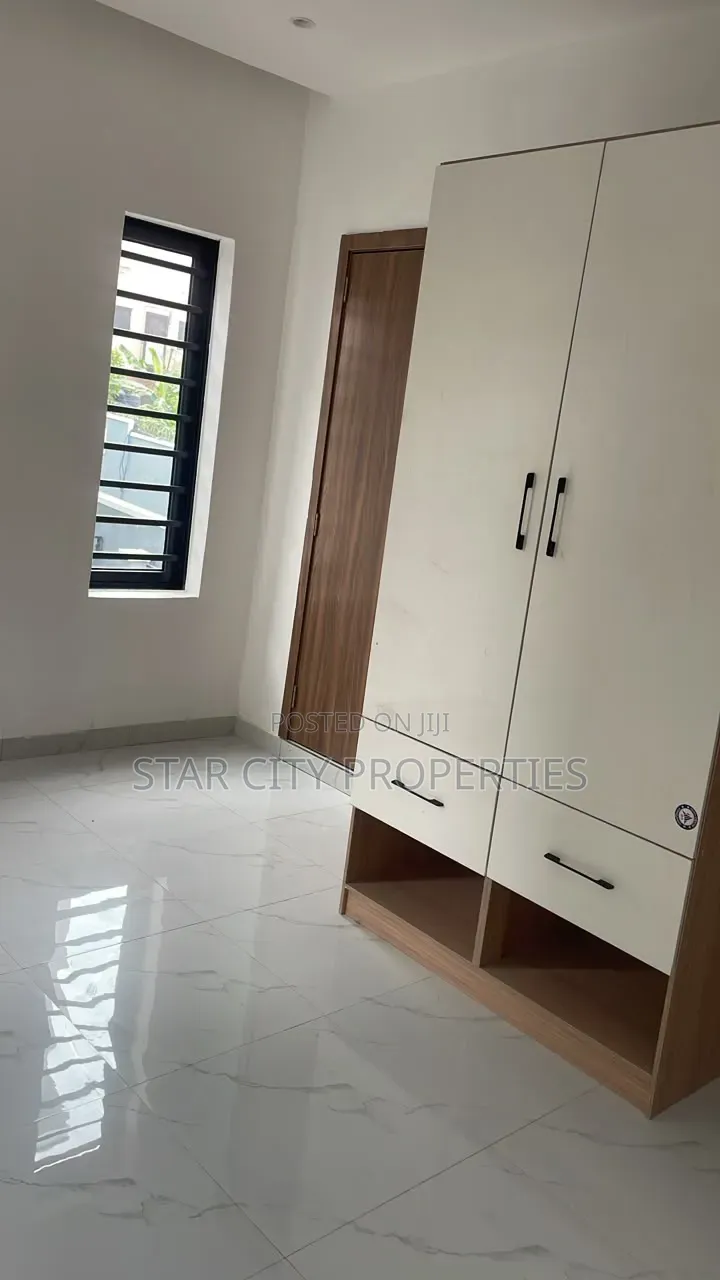 4bdrm Duplex in Magodo Phase 1 Gra for rent in GRA Phase 1