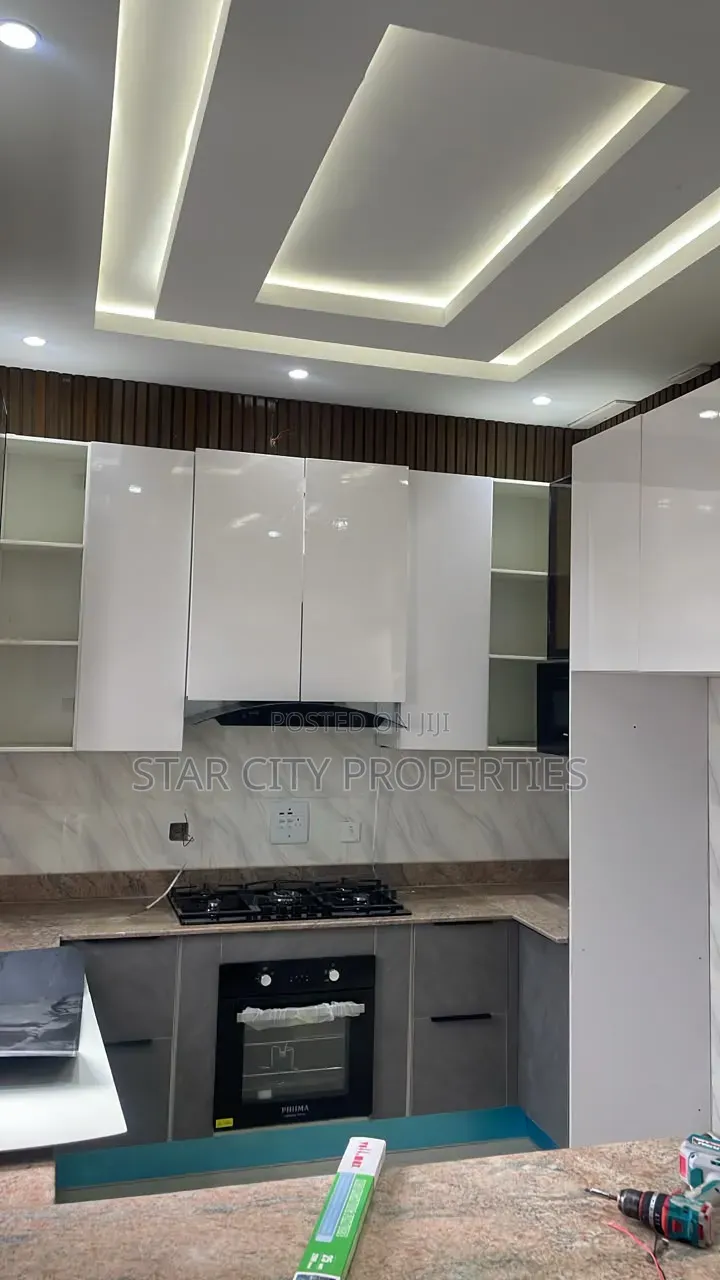4bdrm Duplex in Magodo Phase 1 Gra for rent in GRA Phase 1